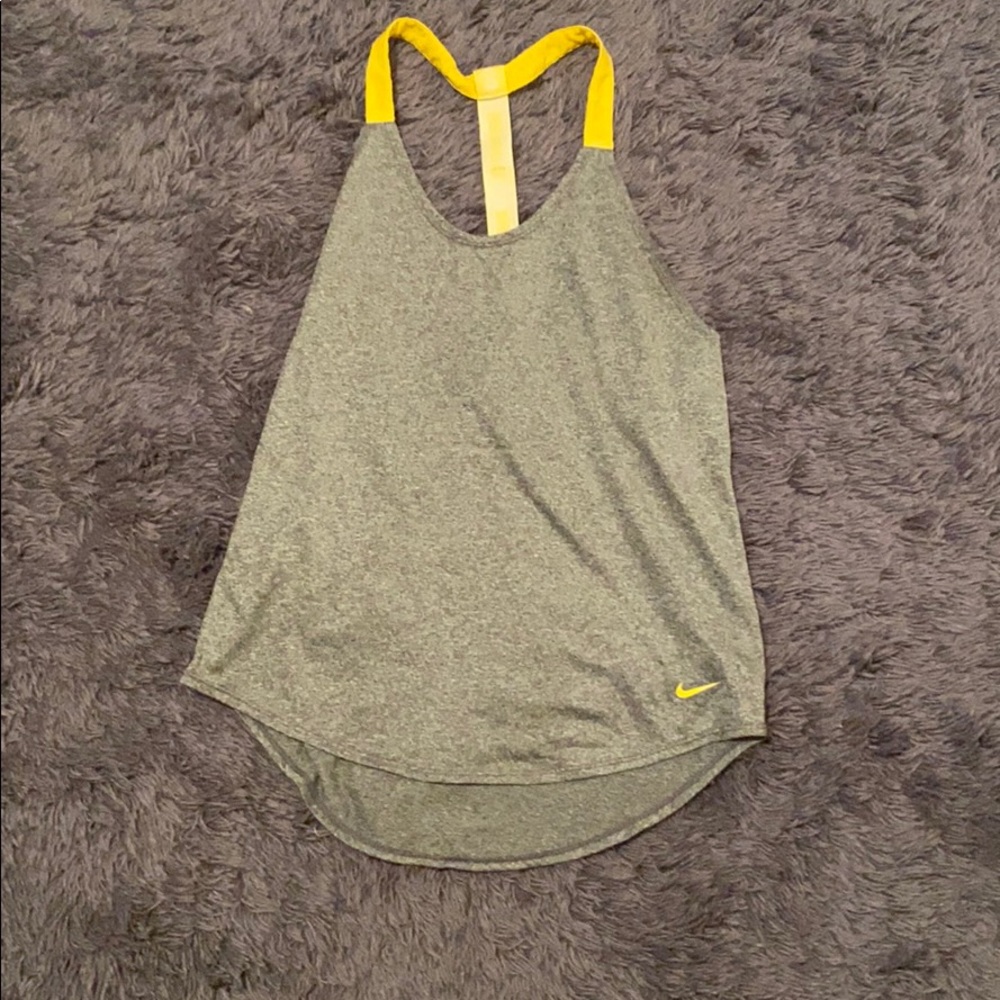Nike dri fit women’s workout tank top